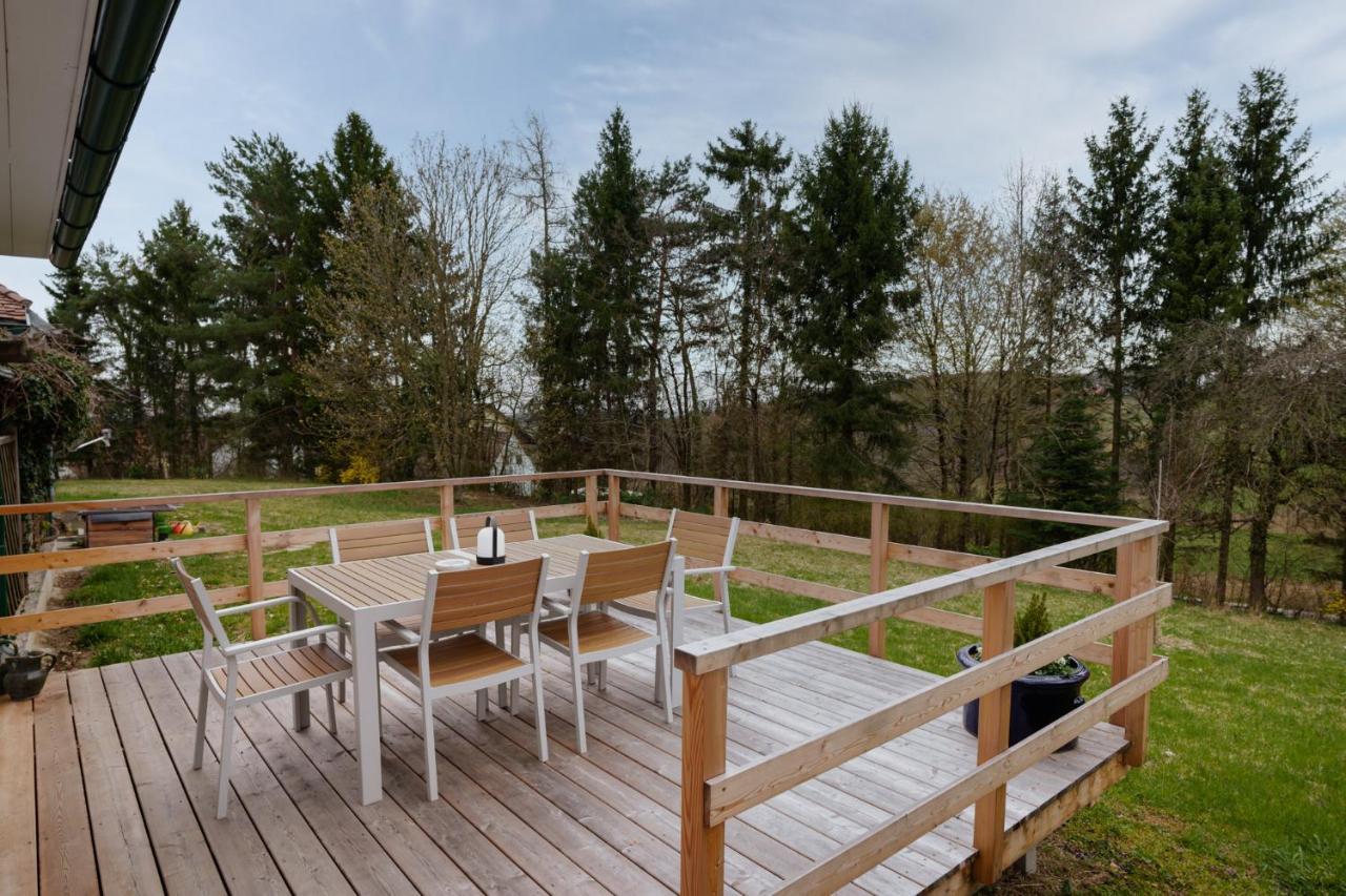 Appartement HIMMEL&Höllerl Fuerstenfeld Buitenkant foto